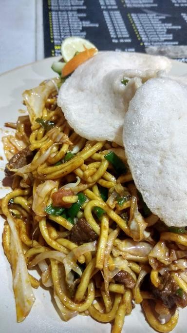 NASI & MIE GORENG MELAYU ACEH