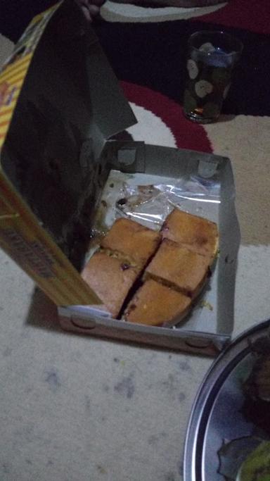 MARTABAK SILEGIT JATIHANDAP