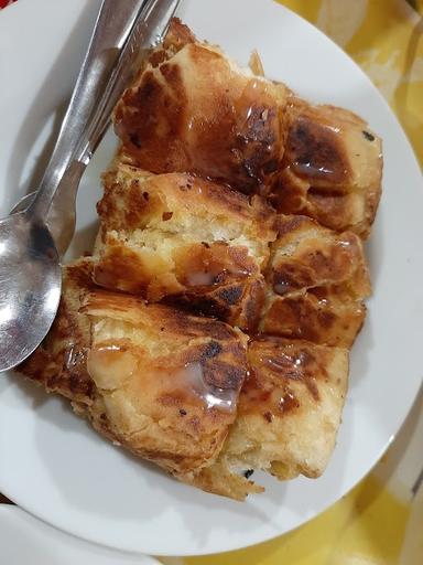 RM. ROTI BAKAR CICAHEUM