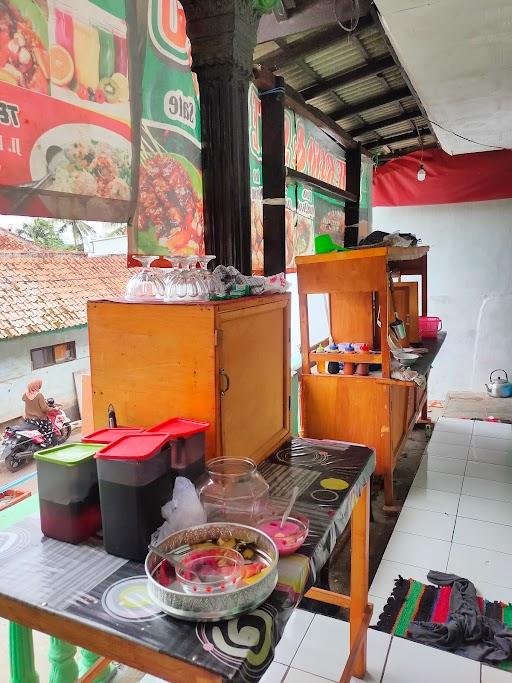 MIE BAKSO & SATE SIBUNGSU