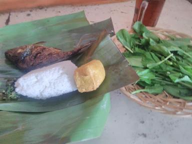 WARUNG NASI IBU YAYAH