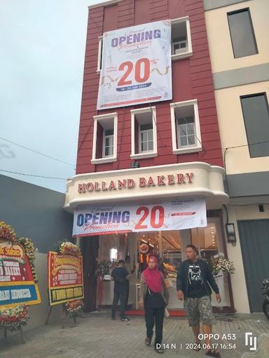 HOLLAND BAKERY CIKARET