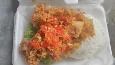 AYAM GEPREK & SOTO AYAM SOEMANTO