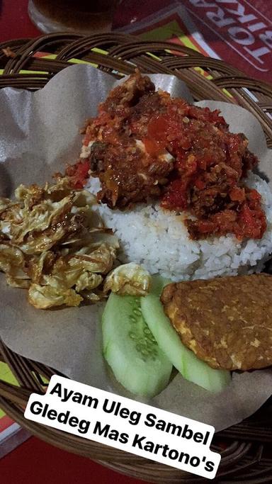 AYAM ULEG SAMBEL GLEDEG MAS KARTONO'S