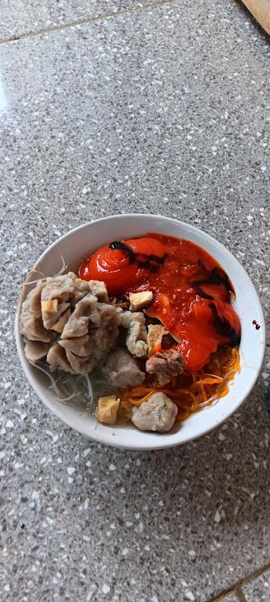 BAKSO BANTENG MANG FANO