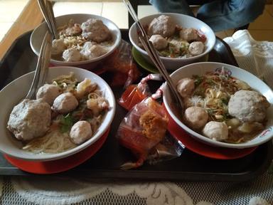 BAKSO - MIE AYAM PAK URIP