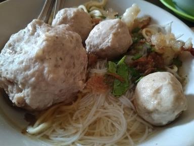 BAKSO - MIE AYAM PAK URIP