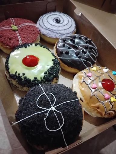 DONAT ZIA