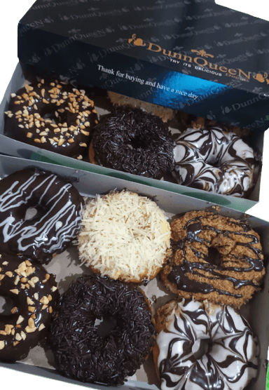 DUNNQUEEN DONUTS