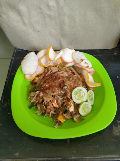 GADO GADO BUDHE MIN