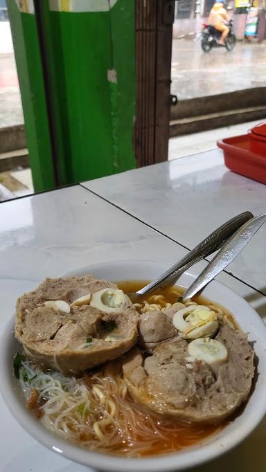 MIE AYAM BAKSO BAROKAH PAK MIN