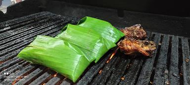 RUMAH MAKAN THE'LIMA NASI BAKAR