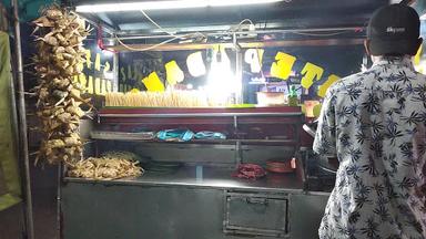 SATE PADANG L.A