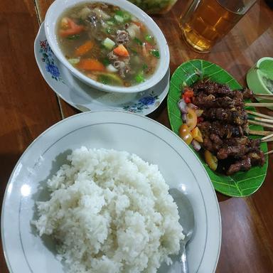 WARUNG SATE PAK H ANDA