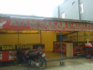 WR. MKN. DAUN PISANG