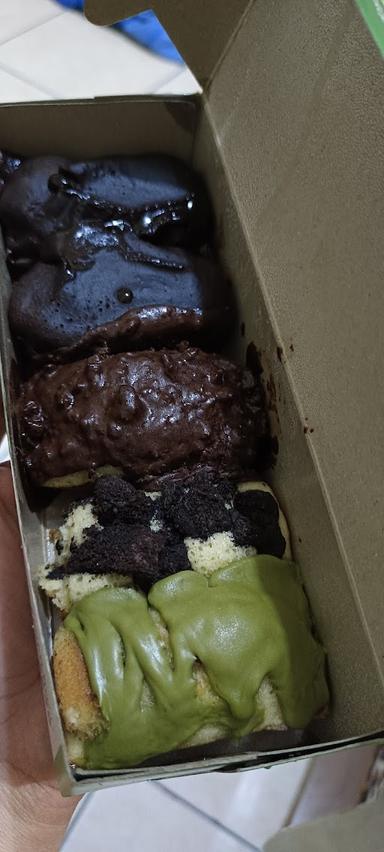 KUE BALOK KOPI SIKOMO CIPADUNG