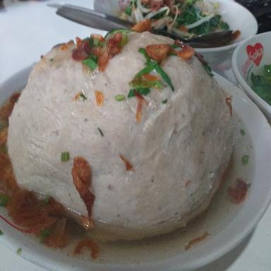 MIE BASO PUTRA BENGAWAN ( MAS RIYANTO )