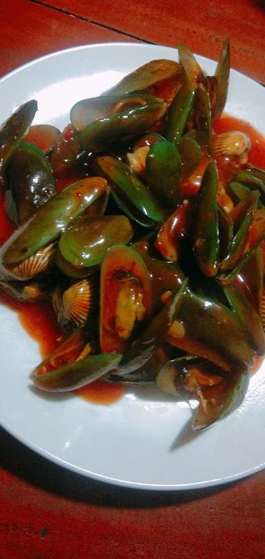 SEAFOOD UTONG CIBIRU