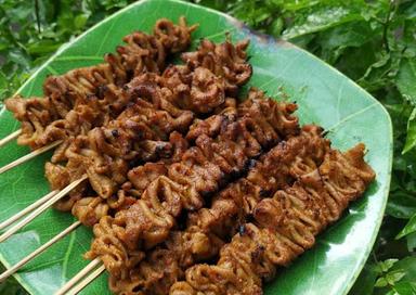 WARUNG NASI TUTUG ONCOM HEGARMANAH