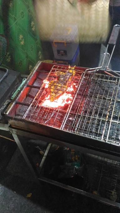 AYAM BAKAR KHAS TEGAL MAS WALID