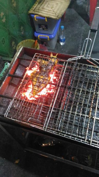 AYAM BAKAR KHAS TEGAL MAS WALID