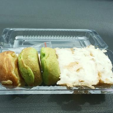 KUE APE, PANCONG, DORAYAKI