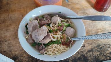 BAKSO SOLO MAS EDI VILA ILHAM ISLAMIK