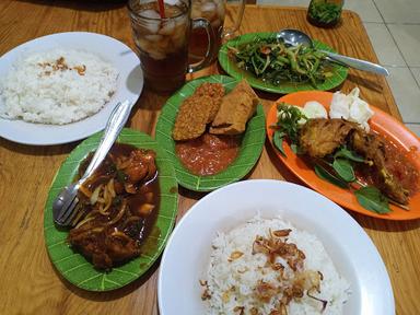 CAKPRI SEAFOOD NASI UDUK