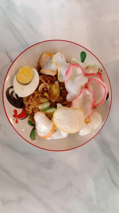 GADO GADO BU IS