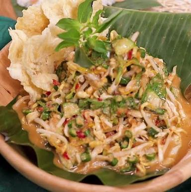 GADO GADO BUNDA