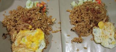 WARUNG NASI GORENG A DEMOR