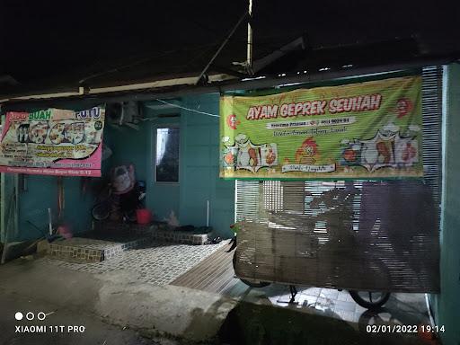 AYAM BAKAR & AYAM PENYET MAMA PUTU