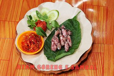 AYAM GORENG 5 SAMBAL