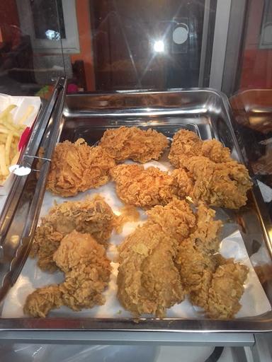 GIE'S FRIED CHICKEN