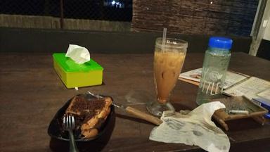 TUANG FOOD AND COFFEE