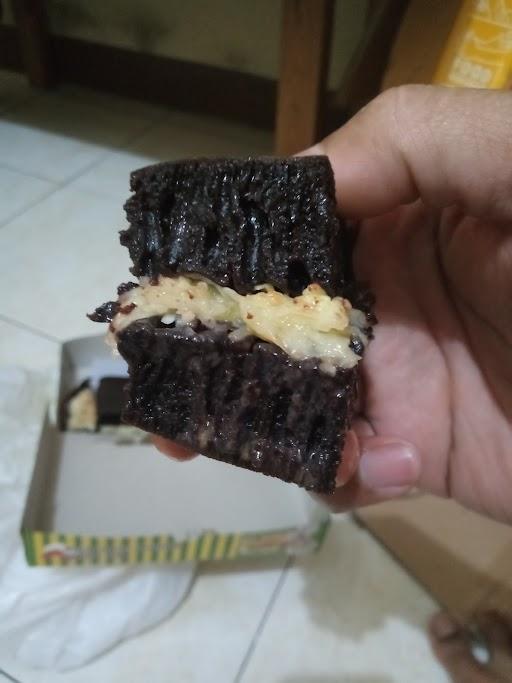 MARTABAK MANTAP 84