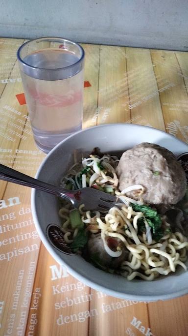 MIE BASO MAS HENDRA