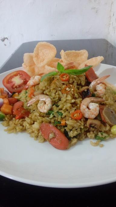 NASI GORENG MAS HEN