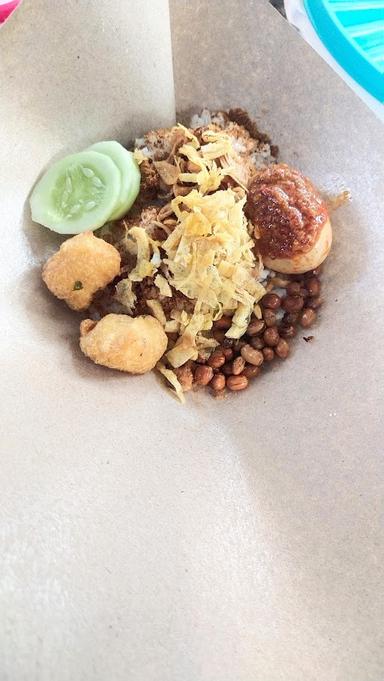 NASI KUNING & UDUK OM DED