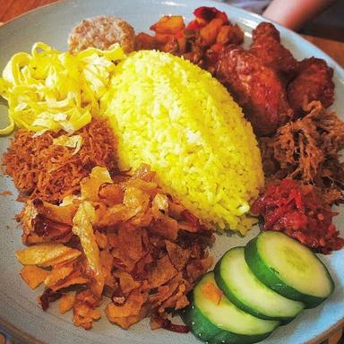 NASI KUNING ABAH GODI