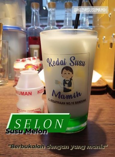 KEDAI SUSU MAMIH