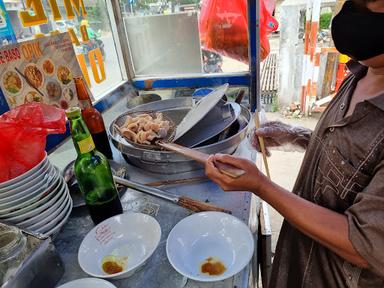 MIE BASO BABAT URAT