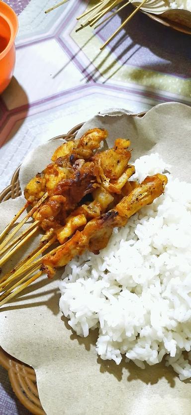 SATE ASIN PEDAS MAS ACONG