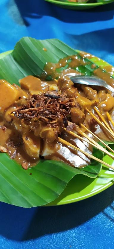 SATE PADANG PARIAMAN TAKANA JUO