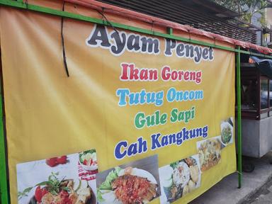 WARUNG AYAM PENYET