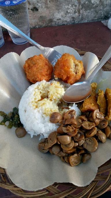 WARUNG NASI MA EDOH