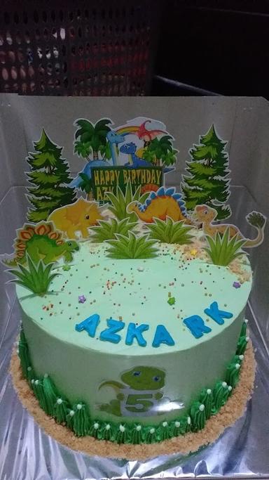 ALINE CAKE