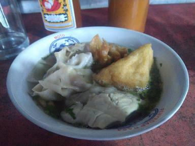 BAKSO TAHU KURNIA