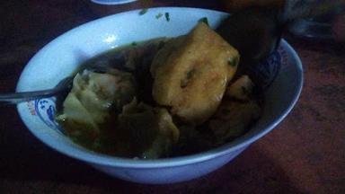 BAKSO TAHU KURNIA