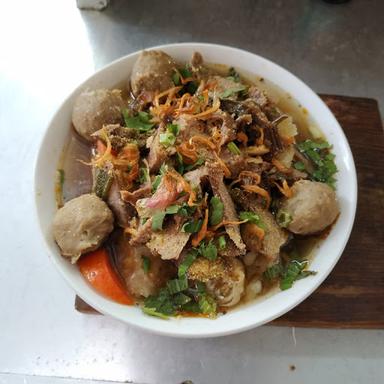 SOTO MIE & BAKSO PAKDHE KAMTO